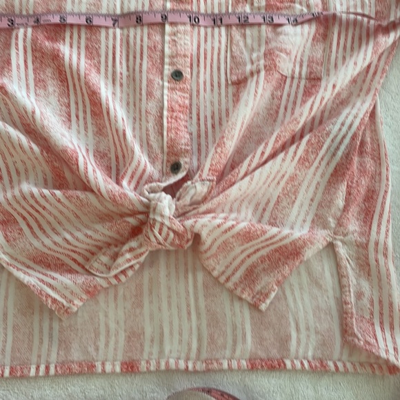 Rock & Republic Peach/Red/White🧡❤️ Stripe Like New Button Up Pocket top szS❤️🧡 - Picture 9 of 12
